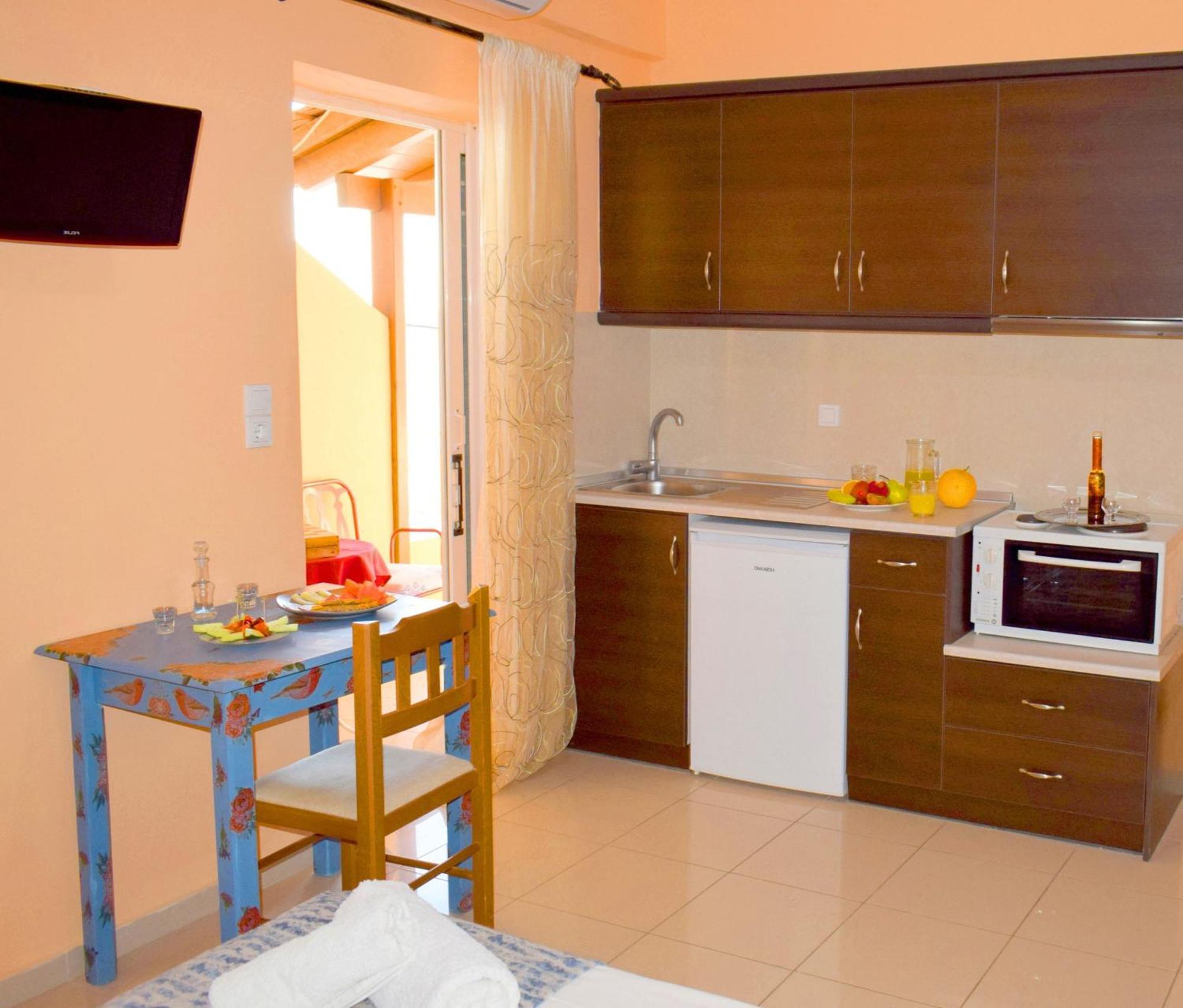 En Plo Studios & Apartments Plakias Exterior photo